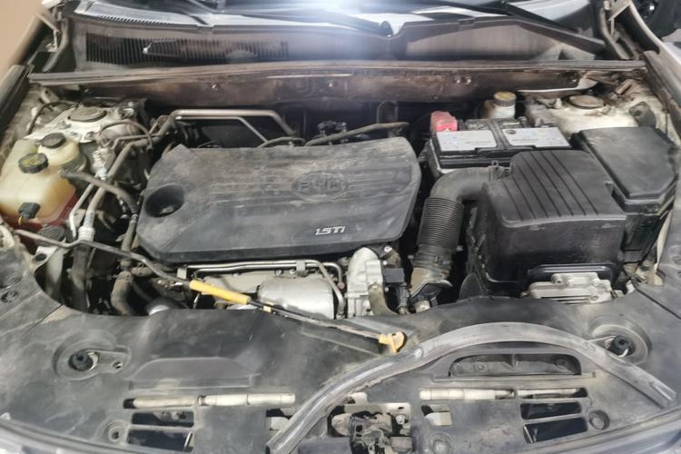 Used BYD Song 2017 Gaishe Upgrade Edition 1.5TID Automatic Elite Model Engine Bay