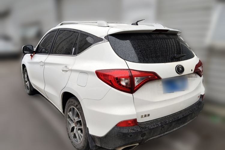 Used BYD Song 2017 Gaishe Upgrade Edition 1.5TID Automatic Elite Model Exterior 2