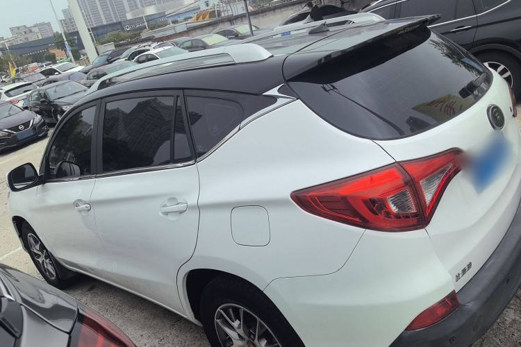 Used BYD Song 2017 Gaishe Upgrade Edition 1.5TID Automatic Comfort Model Exterior 5