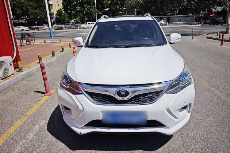 Used BYD Song 2017 Gaishe Upgrade Edition 1.5TID Automatic Elite Model Exterior 5