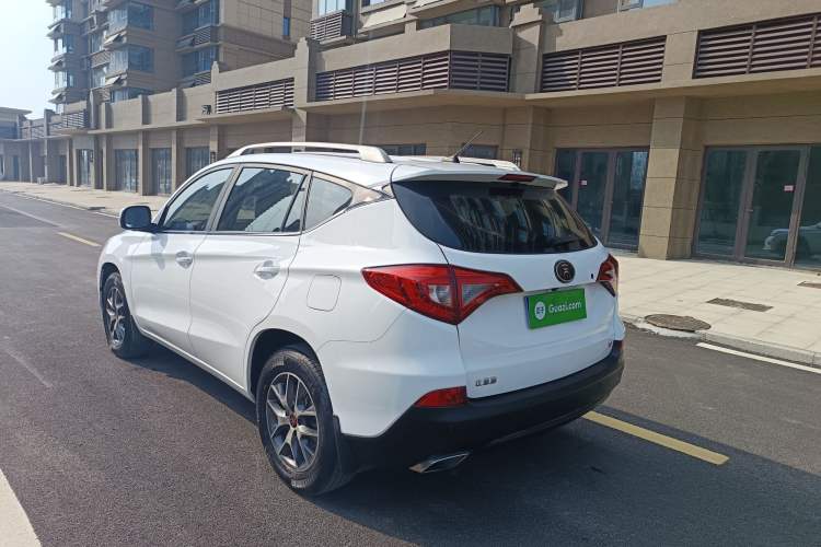 Used BYD Song 2017 Gaishe Upgrade Edition 1.5TID Automatic Elite Model Exterior 5