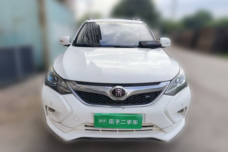 Used BYD Song 2017 Gaishi Upgrade Edition 1.5TI Manual Elite Model Front