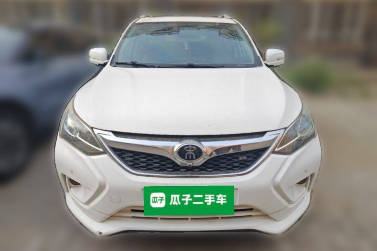 Used BYD Song 2017 Gaishi Upgrade Edition 1.5TI Manual Elite Model Front