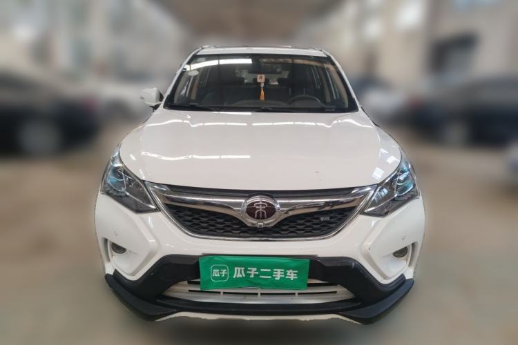 Used BYD Song 2017 Gaishi Upgrade Edition 1.5TI Manual Elite Model Front