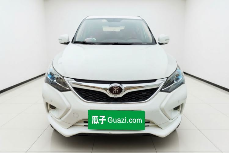 Used BYD Song 2017 Gaishi Upgrade Edition 1.5TI Manual Elite Model Front