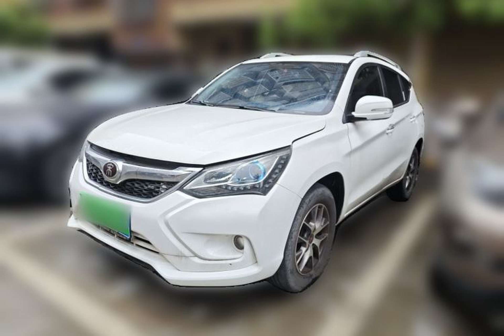 Used BYD Song 2017 Gaishi Upgrade Edition 1.5TI Manual Leading Model Front Left 45 Deg