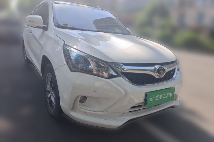 Used BYD Song 2017 Gaishe Upgrade Edition 1.5TID Automatic Elite Model Front Right 45 Deg