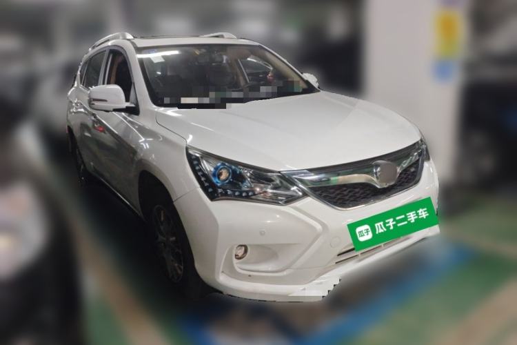 Used BYD Song 2017 Gaishe Upgrade Edition 1.5TID Automatic Elite Model Front Right 45 Deg