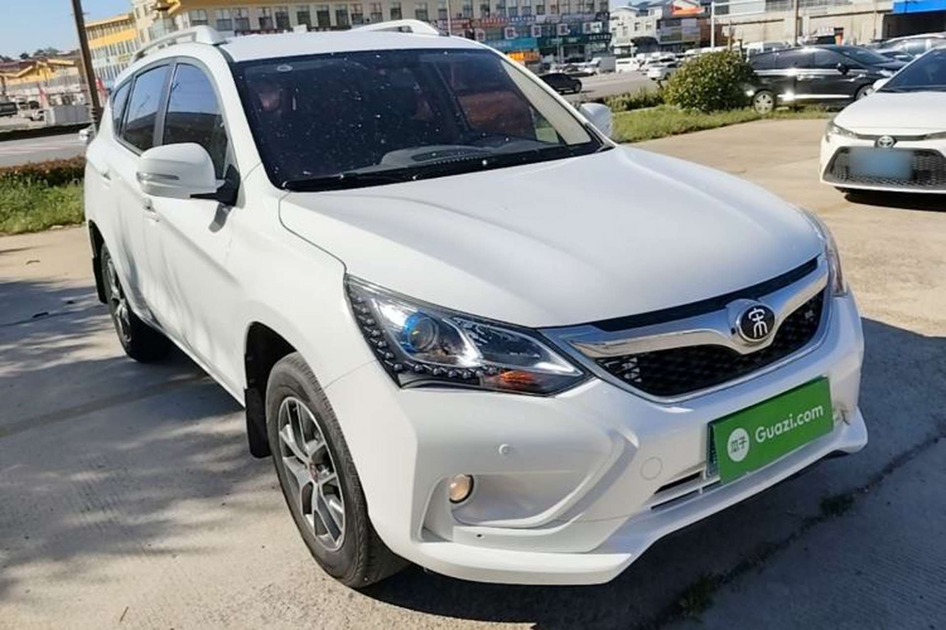 Used BYD Song 2017 Gaishi Upgrade Edition 1.5TI Manual Leading Model Front Right 45 Deg