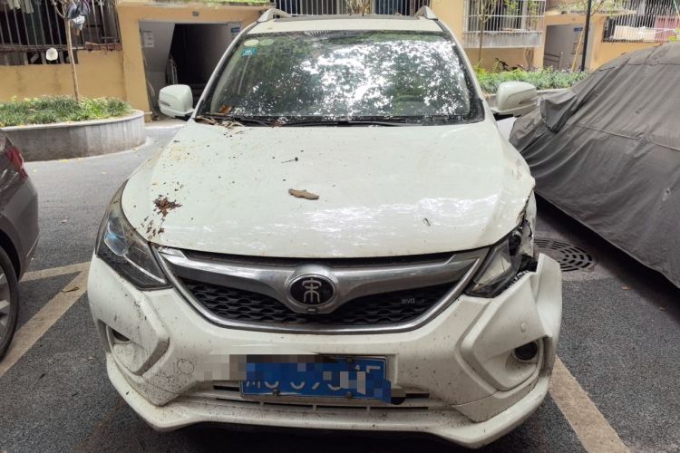Used BYD Song 2017 Gaishi Upgrade Edition 1.5TI Manual Elite Model Front