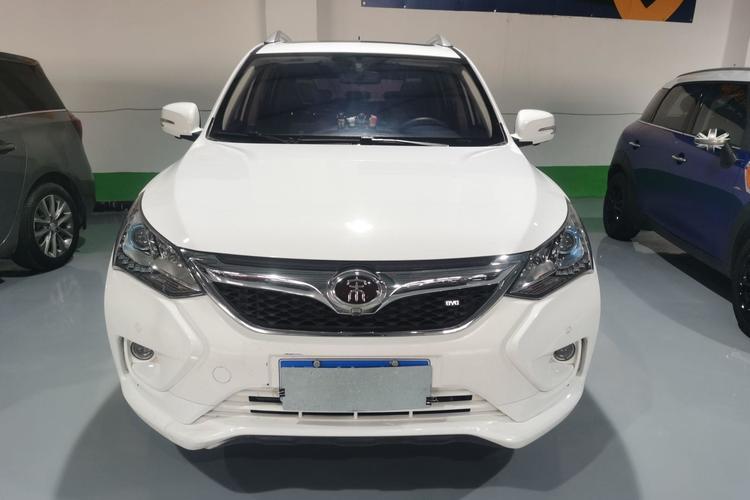 Used BYD Song 2017 Gaishe Upgrade Edition 1.5TID Automatic Elite Model Front