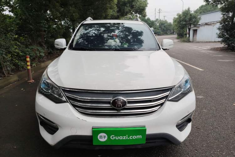 Used BYD Song 2017 Gaishe Upgrade Edition 1.5TID Automatic Elite Model Front