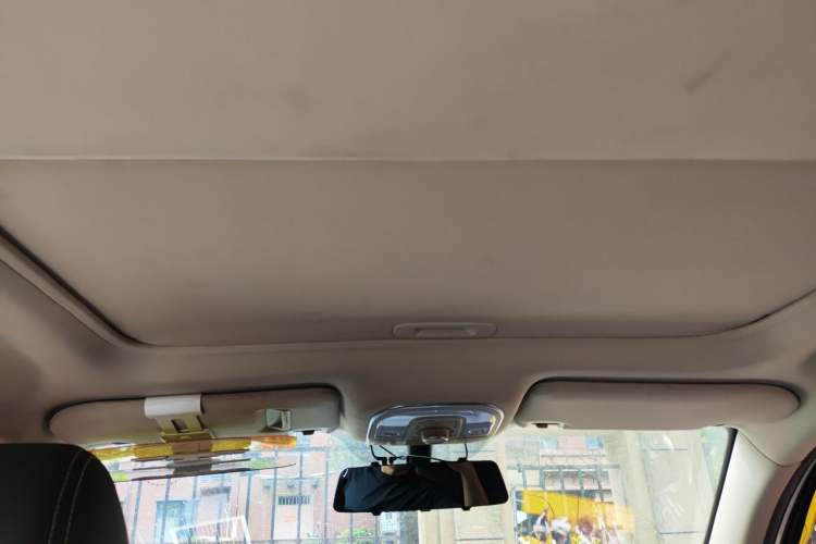 Used BYD Song 2017 Gaishi Upgrade Edition 1.5TI Manual Elite Model Headliner