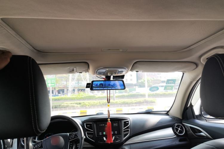 Used BYD Song 2017 Gaishi Upgrade Edition 1.5TI Manual Elite Model Headliner