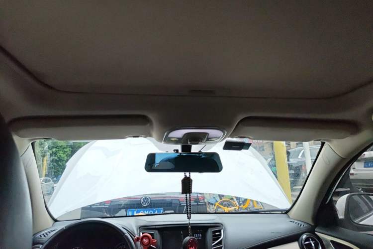 Used BYD Song 2017 Gaishi Upgrade Edition 1.5TI Manual Elite Model Headliner