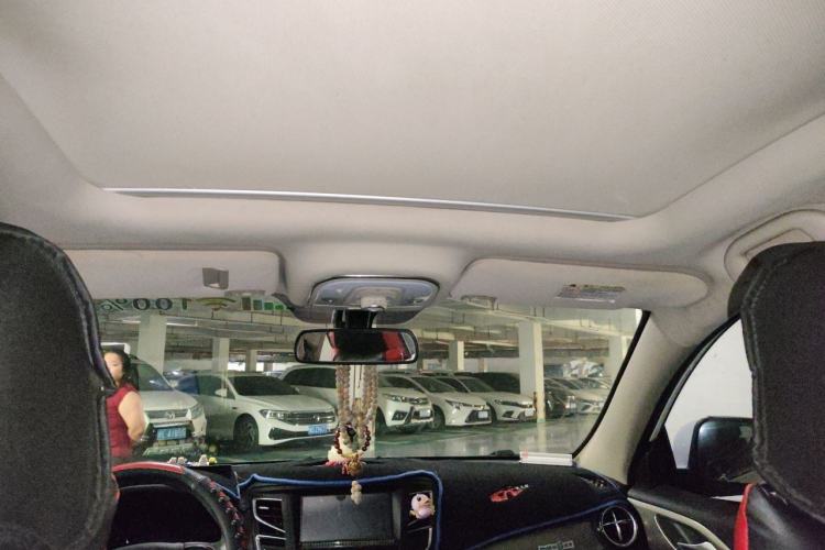 Used BYD Song 2017 Gaishi Upgrade Edition 1.5TID Automatic Luxury Model Headliner