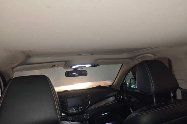 Used BYD Song 2017 Gaishe Upgrade Edition 1.5TID Automatic Elite Model Headliner
