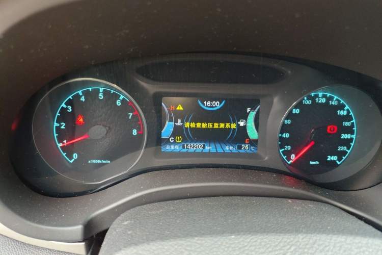 Used BYD Song 2017 Gaishi Upgrade Edition 1.5TI Manual Elite Model Instrument Cluster