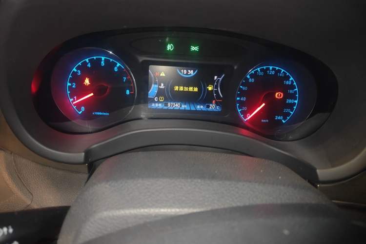 Used BYD Song 2017 Gaishi Upgrade Edition 1.5TI Manual Elite Model Instrument Cluster