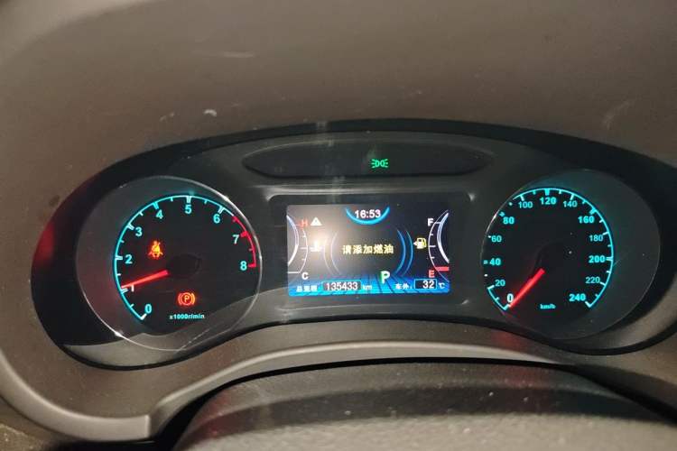 Used BYD Song 2017 Gaishe Upgrade Edition 1.5TID Automatic Elite Model Instrument Cluster