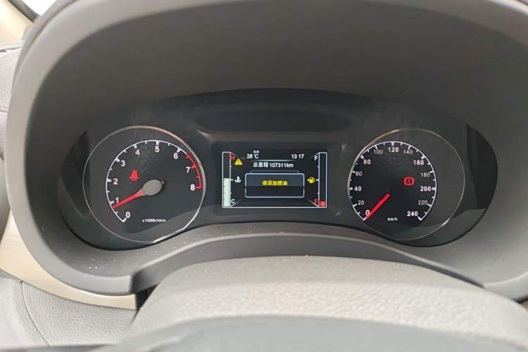 Used BYD Song 2017 Gaishi Upgrade Edition 1.5TI Manual Elite Model Instrument Cluster