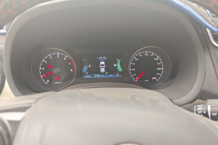 Used BYD Song 2017 Gaishe Upgrade Edition 1.5TID Automatic Elite Model Instrument Cluster