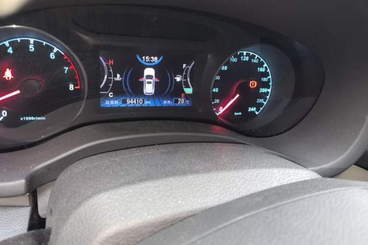 Used BYD Song 2017 Gaishi Upgrade Edition 1.5TI Manual Elite Model Instrument Cluster