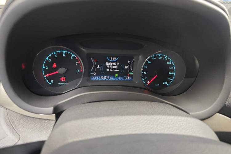 Used BYD Song 2017 Gaishe Upgrade Edition 1.5TID Automatic Elite Model Instrument Cluster