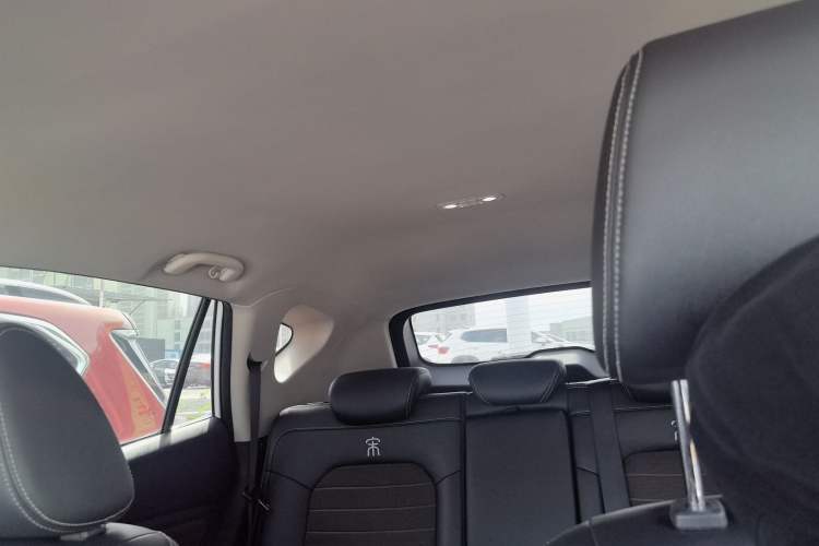 Used BYD Song 2017 Gaishe Upgrade Edition 1.5TID Automatic Comfort Model Interior 7