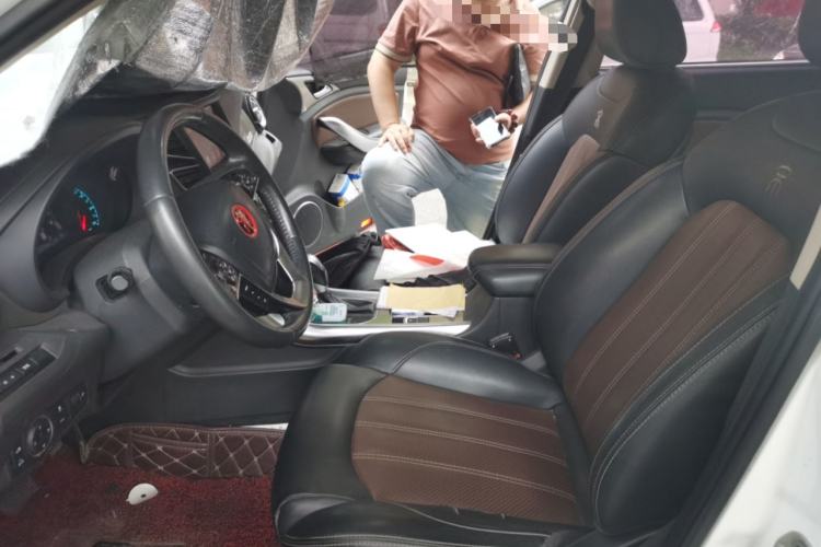 Used BYD Song 2017 Gaishe Upgrade Edition 1.5TID Automatic Elite Model Left Front Seat