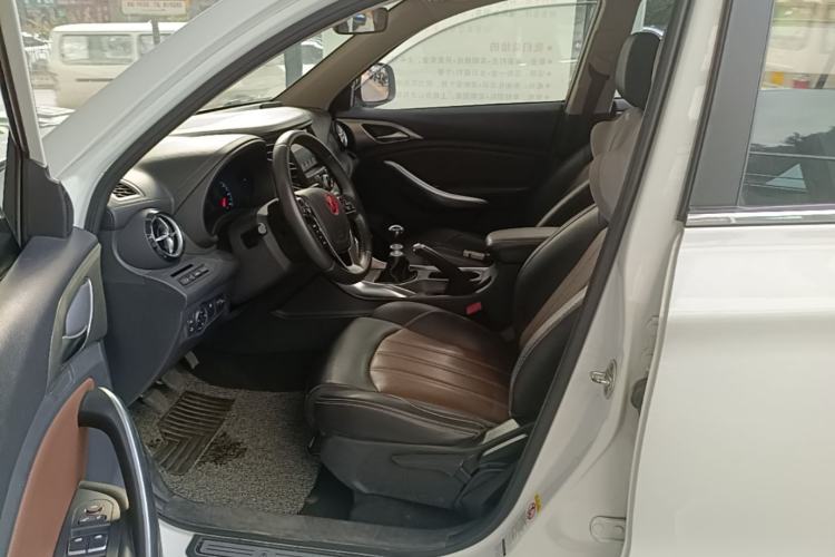 Used BYD Song 2017 Gaishi Upgrade Edition 1.5TI Manual Elite Model Left Front Seat