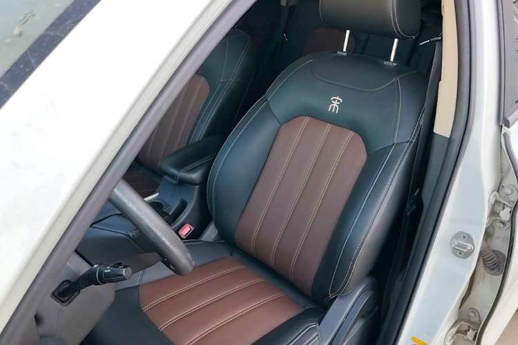 Used BYD Song 2017 Gaishi Upgrade Edition 1.5TI Manual Elite Model Left Front Seat