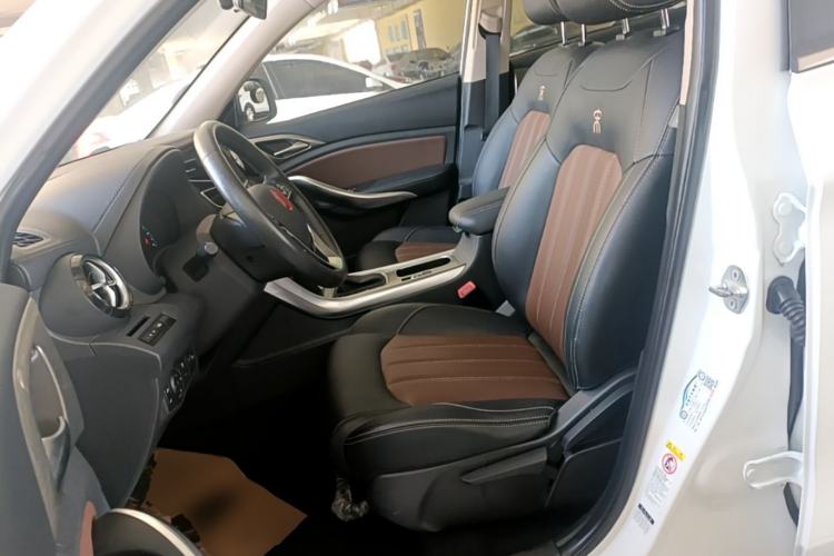 Used BYD Song 2017 Gaishe Upgrade Edition 1.5TID Automatic Elite Model Left Front Seat