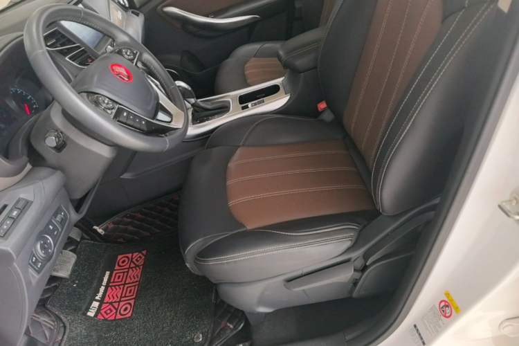 Used BYD Song 2017 Gaishi Upgrade Edition 1.5TID Automatic Luxury Model Left Front Seat