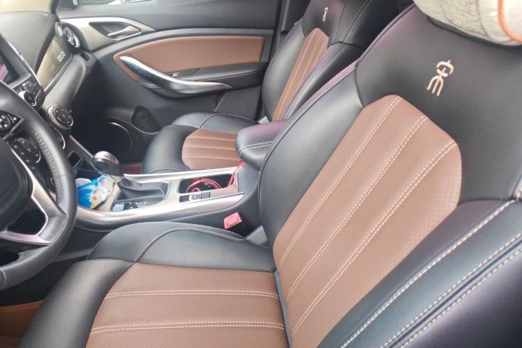 Used BYD Song 2017 Gaishe Upgrade Edition 1.5TID Automatic Elite Model Left Front Seat