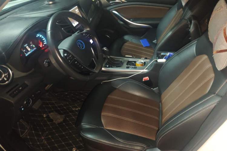 Used BYD Song 2017 Gaishe Upgrade Edition 1.5TID Automatic Elite Model Left Front Seat