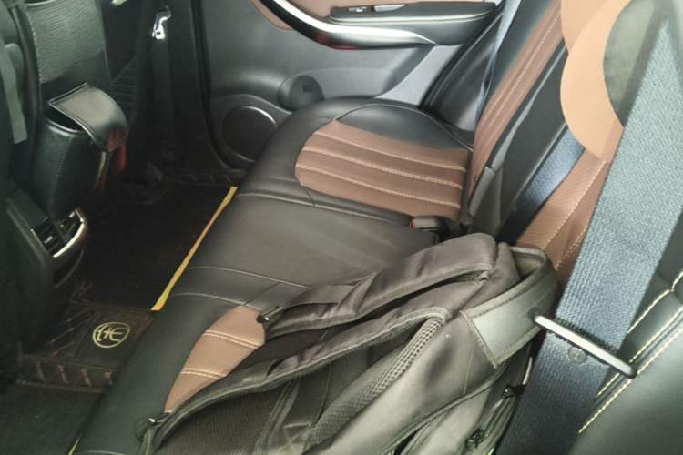 Used BYD Song 2017 Gaishe Upgrade Edition 1.5TID Automatic Elite Model Left Rear Seat