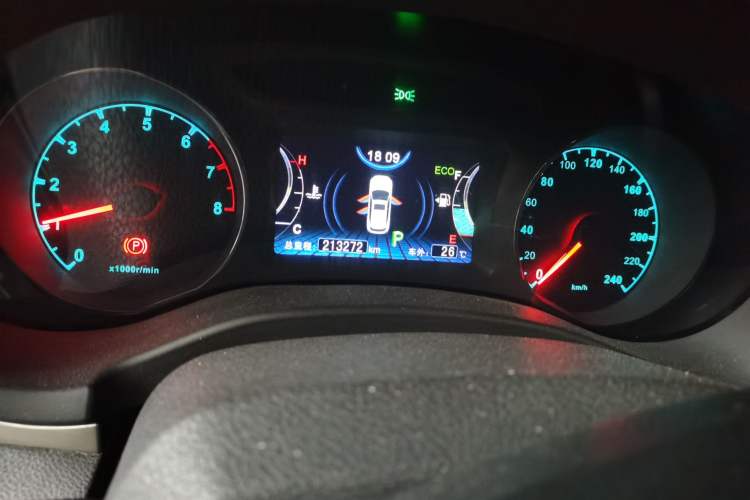 Used BYD Song 2017 Gaishe Upgrade Edition 1.5TID Automatic Elite Model Odometer Close Up