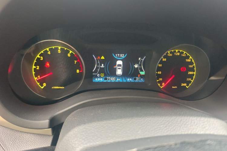 Used BYD Song 2017 Gaishi Upgrade Edition 1.5TI Manual Elite Model Odometer Close Up