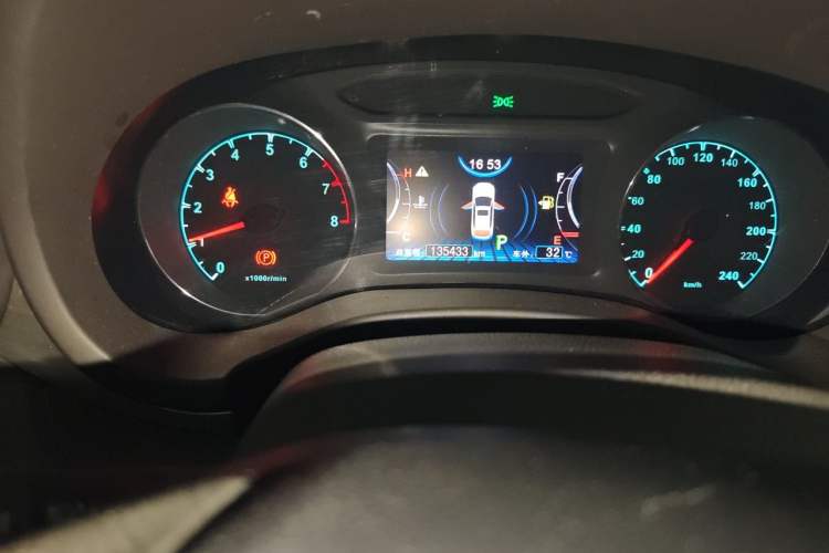 Used BYD Song 2017 Gaishe Upgrade Edition 1.5TID Automatic Elite Model Odometer Close Up