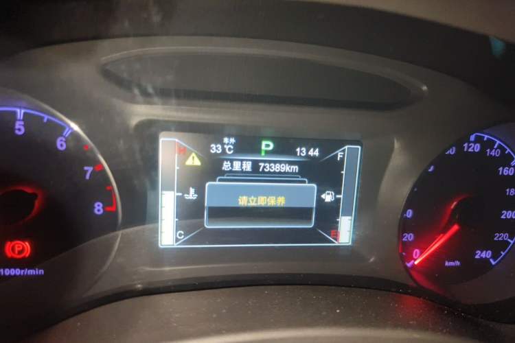 Used BYD Song 2017 Gaishe Upgrade Edition 1.5TID Automatic Elite Model Odometer Close Up