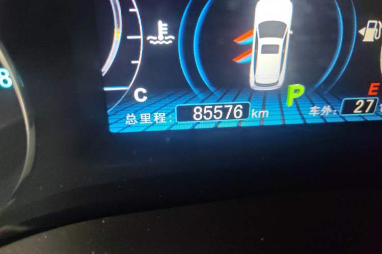 Used BYD Song 2017 Gaishe Upgrade Edition 1.5TID Automatic Elite Model Odometer Close Up