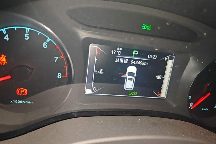 Used BYD Song 2017 Gaishe Upgrade Edition 1.5TID Automatic Elite Model Odometer Close Up