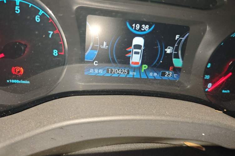 Used BYD Song 2017 Gaishe Upgrade Edition 1.5TID Automatic Elite Model Odometer Close Up