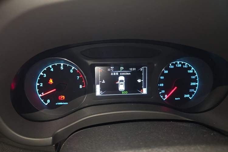 Used BYD Song 2017 Gaishe Upgrade Edition 1.5TID Automatic Elite Model Odometer Close Up