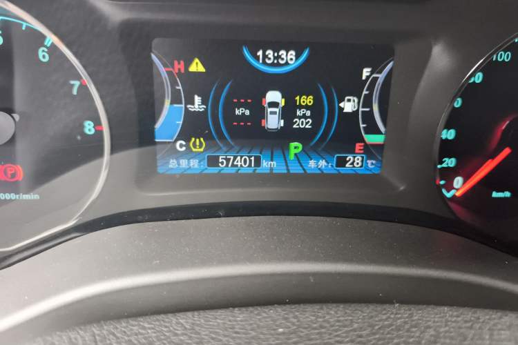 Used BYD Song 2017 Gaishe Upgrade Edition 1.5TID Automatic Elite Model Odometer Close Up