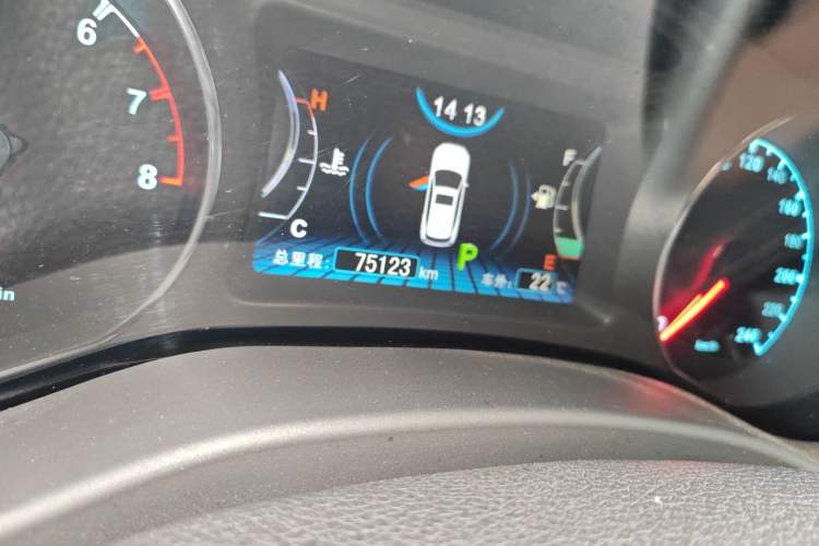 Used BYD Song 2017 Gaishe Upgrade Edition 1.5TID Automatic Elite Model Odometer Close Up