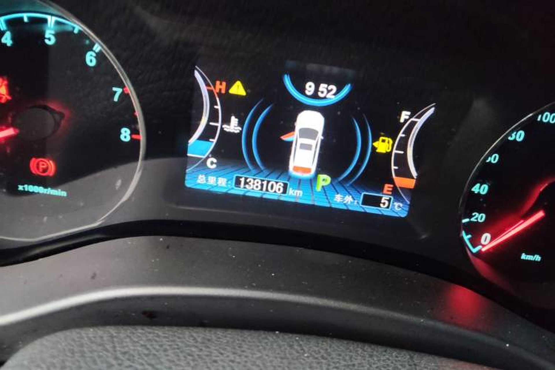 Used BYD Song 2017 Gaishe Upgrade Edition 1.5TID Automatic Elite Model Odometer Close Up