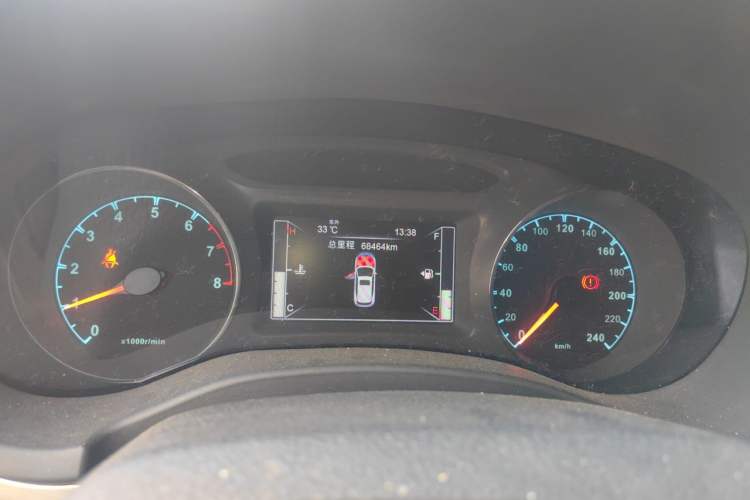 Used BYD Song 2017 Gaishi Upgrade Edition 1.5TI Manual Elite Model Odometer Close Up