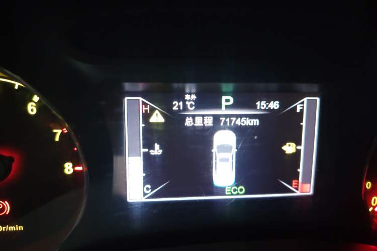 Used BYD Song 2017 Gaishe Upgrade Edition 1.5TID Automatic Elite Model Odometer Close Up